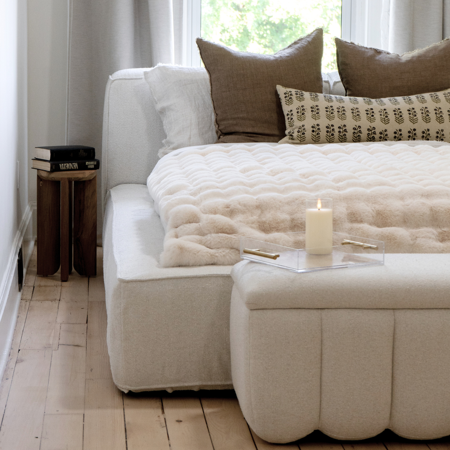 Dupont Upholstered Platform Bed - Mellow Ivory - Image 7